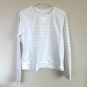 Lululemon Voyager Pullover size 10